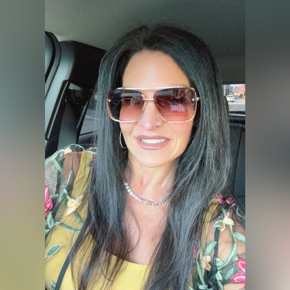 Meet your Posher, Bernadette